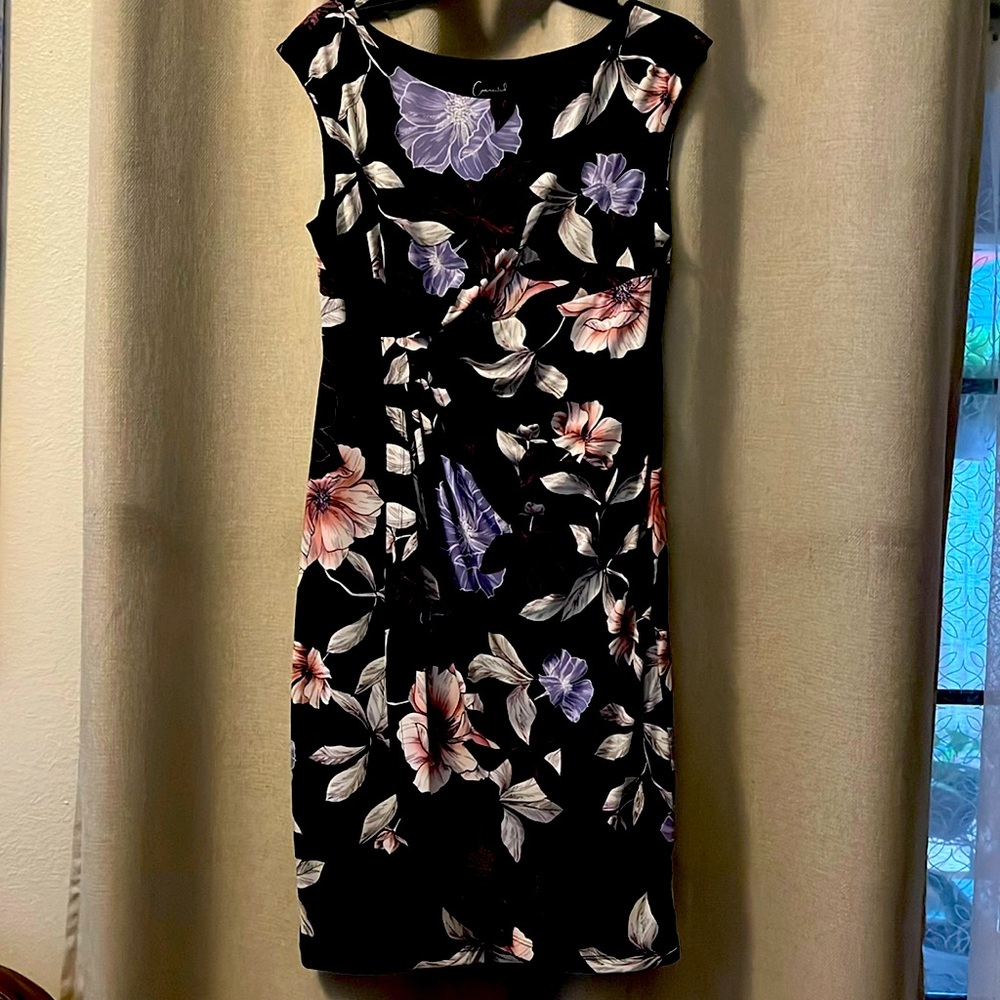 New wihout Tags. Floral dress. Sz 14